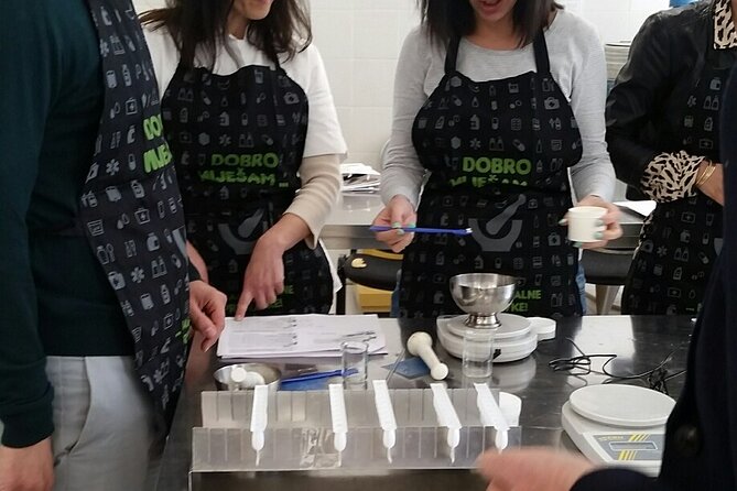 Organic Cosmetic Making Experience in Zadar - Immersive Organic Cosmetic Workshop