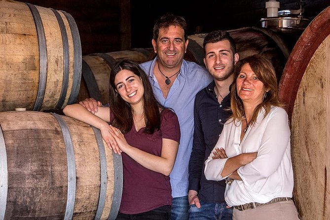 Organic Wine Tasting & Lunch Experience on Mt Vesuvius - Quick Points