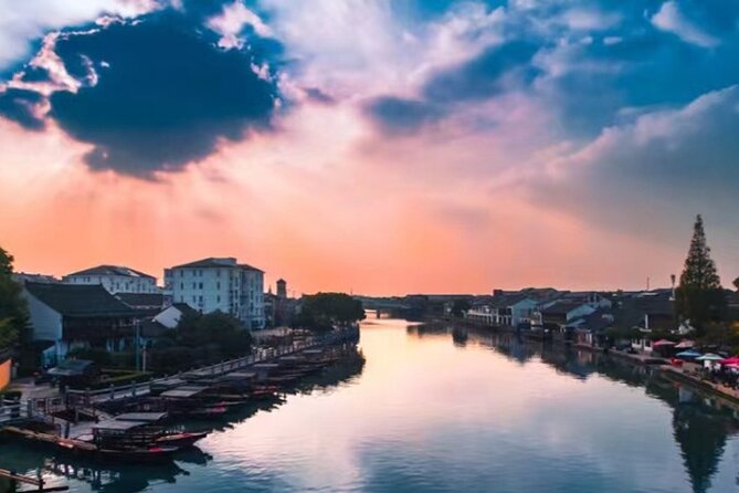 Oriental Venice Customized Tour in Shanghai - Explore the Oriental Venice