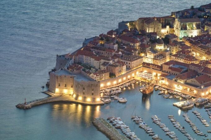 Orientational Dubrovnik History Tour - Starting Location and Stops