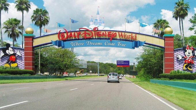 Orlando: Airport Transfer To/From Disney Parks and Hotels - Arrival and Meeting Point