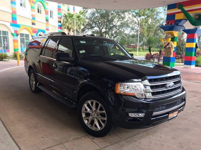 Orlando: Airport Transfer To/From Disney Parks and Hotels - Roundtrip Transfer Options