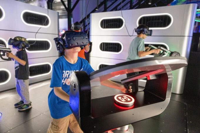 Orlando: Andretti Indoor Karting Attraction Ticket - Accessibility and Weight Limit