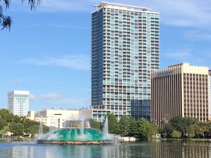 Orlando: Half-Day Sightseeing Tour + Eat & Play Savings Card - Key Points