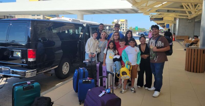 Orlando: International Drive Resort Shuttle Service - Vehicle Comfort and Style