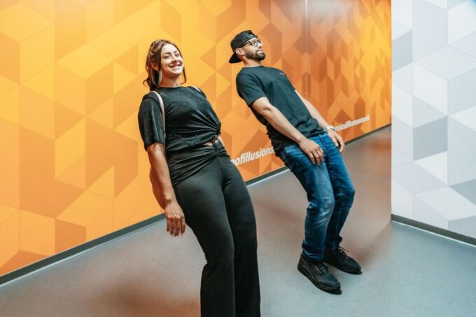 Orlando: Museum of Illusions Admission Ticket - Defying Gravity in the Reverse Room