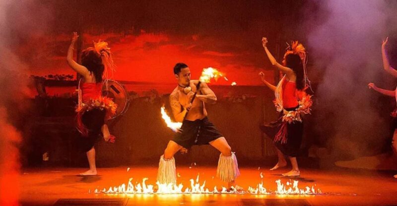 Orlando: Polynesian Fire Luau With Dinner and Live Show - Accessibility and Location