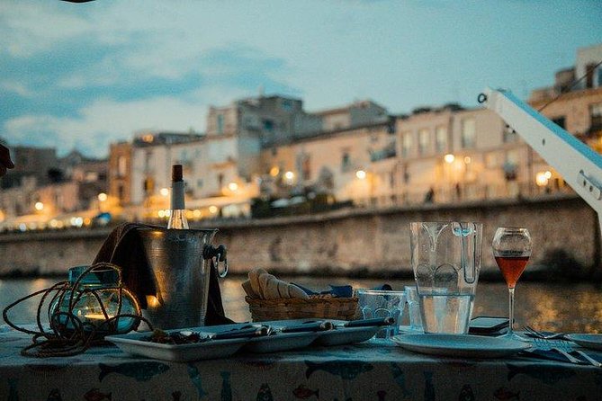 Ortigia and Plemmirio on a Sailing Boat - Typical Sicilian Cuisine Tasting