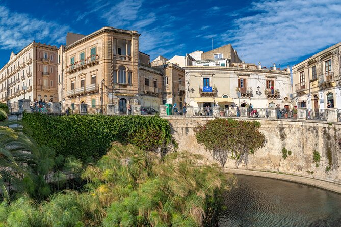 Ortigia, Walking Tour of History and Architecture - Group Size and Experience