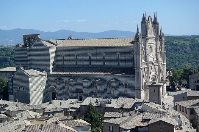 Orvieto and Civita Di Bagnoregio Including Underground Tour and Lunch - What to Expect on the Tour