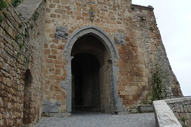 Orvieto, Civita Di Bagnoregio, Pitigliano PRIVATE TOUR From FLORENCE - Tour Requirements