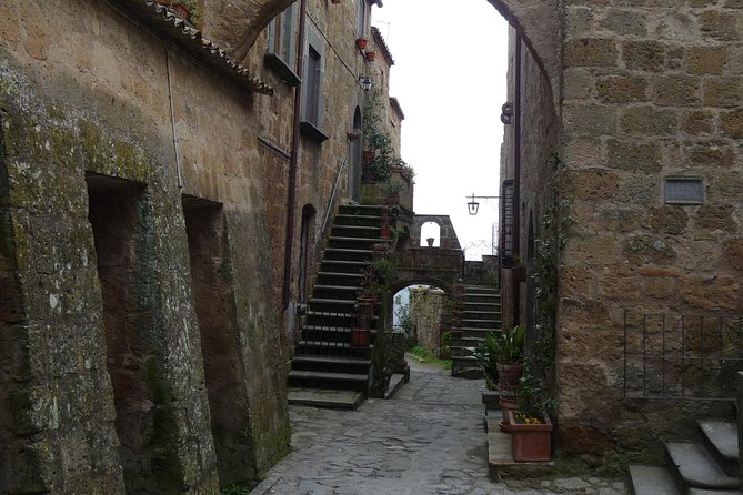 Orvieto, Civita Di Bagnoregio, Pitigliano PRIVATE TOUR From FLORENCE - Optional Visit to Pitigliano