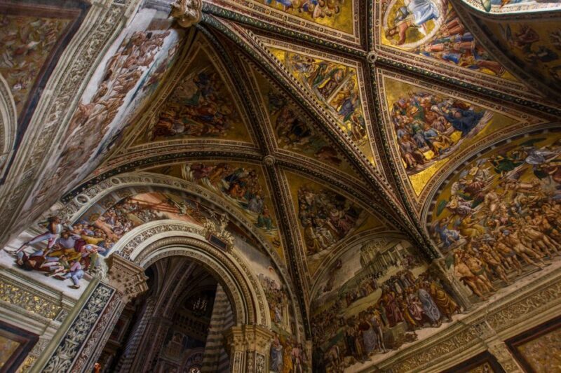 Orvieto: Old Town Guided Walking Tour - Key Points