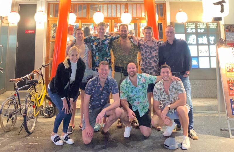 Osaka: Bar Hopping Guided Tour in Namba/Dotonbori - Guided Tour of Hozenji Temple