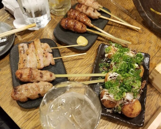 Osaka: Bar Hopping Night Tour in Namba - Namba Nightlife District
