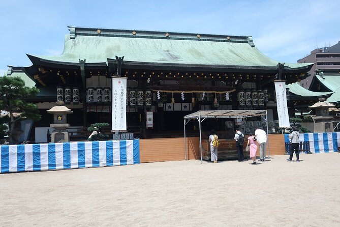 Osaka Castle and a Visit to the Longest Shopping Street in Japan - Exploring Osaka Castle