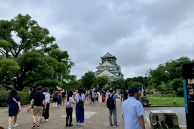 Osaka Castle & Back Alley Gourmet Private Tour - Participant Information