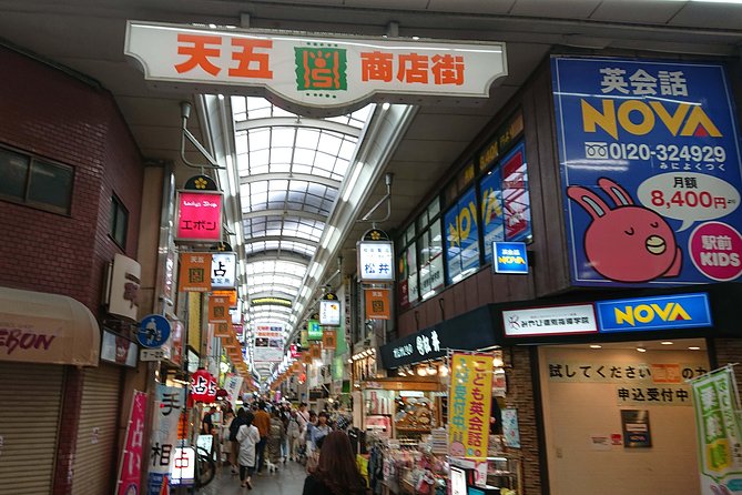 Osaka Castle & Dotonbori Lively One Day Tour - Exploring the Dotonbori District