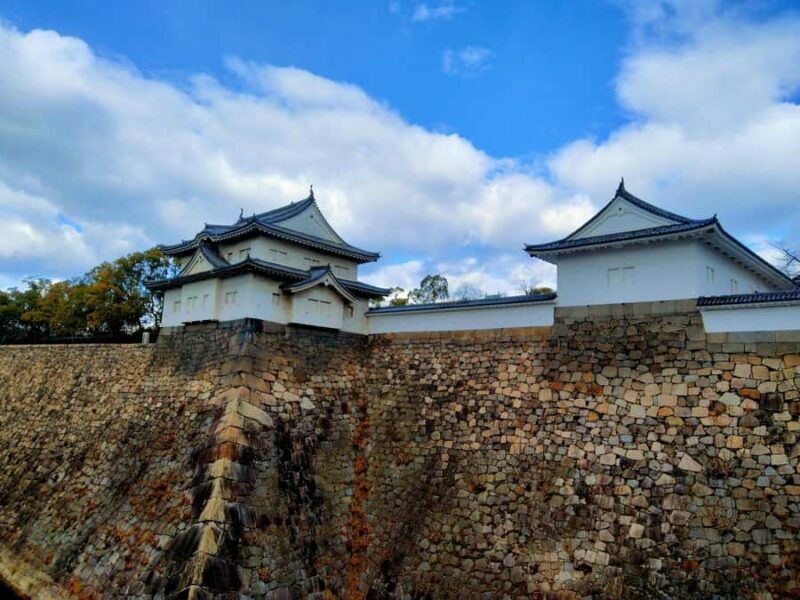Osaka Castle Hidden Gem Walk Tour + Multilingual Audio Guide - Discovering Osaka Castle — A Detailed Experience