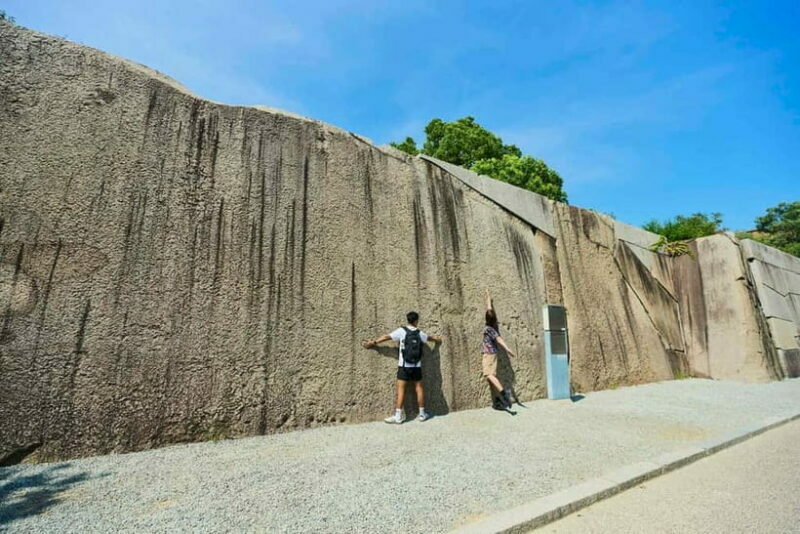 Osaka Castle: History Walking Tour, Castle Tower Admission - Discovering Osaka Castle’s Strategic Design
