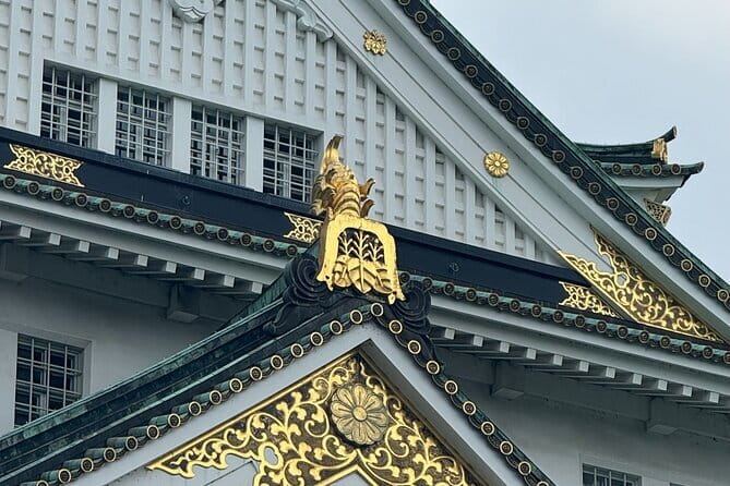 Osaka Castle Walking Tour - Visiting the Castles Interior and Exhibits
