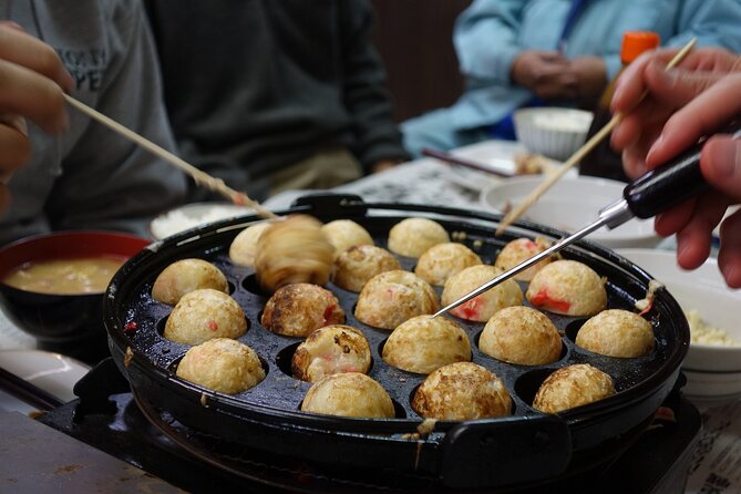 Osaka Delights: Traditional Japanese Food Tour - Accessibility Information