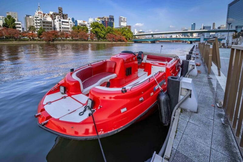 Osaka: Dotonbori 20-Minute Pirates Cruise - The Views and Photo Opportunities