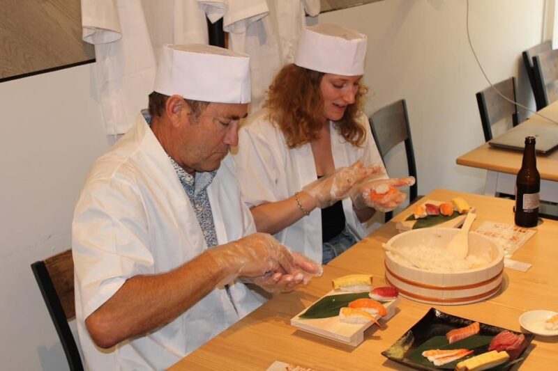 Osaka Dotonbori: Vegan/Vegetarian Sushi Making Experience - Learning Experience