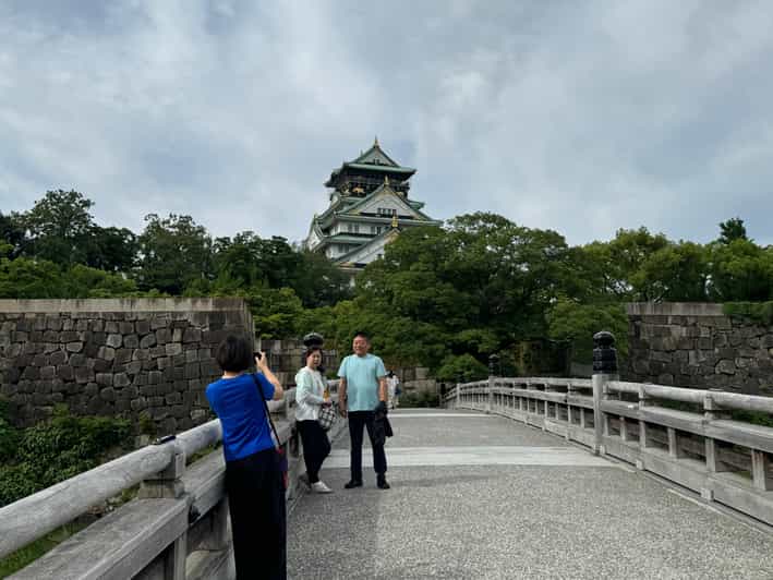 Osaka: Early Morning Osaka Castle Private Tour, Avoid Crowds - Key Points