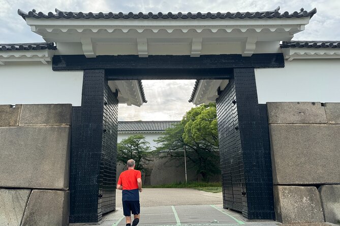 Osaka Explore Every Bit of Osaka Castle in 3 Hours - Savoring Lunch Amid the Castle Grounds