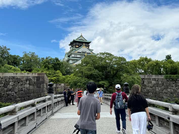 Osaka: Explore Every Bit of Osaka Castle in 3 Hours - Guided Tour of the Castle Tower