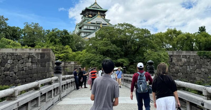 Osaka: Explore Every Bit of Osaka Castle in 3 Hours - Exploring the Castle Grounds