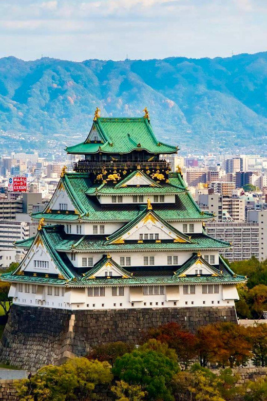 Osaka: Full-Day Sightseeing Guided Tour by Private Vehicle - Explore Osaka Castle