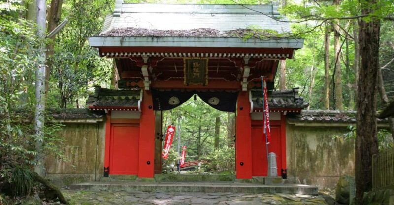 Osaka Izumisano: Mt. Inunaki Trekking and Hot Springs - Visiting Shipporyuji Temple