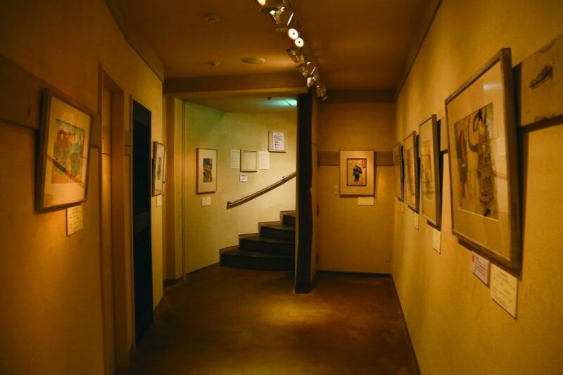 Osaka: Kamigata Ukiyoe Museum Entrance Ticket - Gold, Silver, and Copper Powder Prints