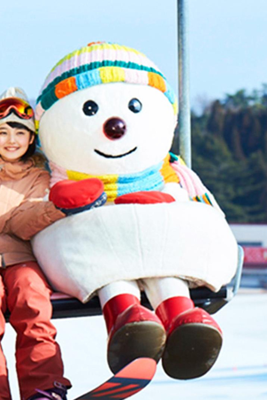Osaka: Kobe Mount Rokko Skiing and Snow Play 1-day Tour - Inclusions