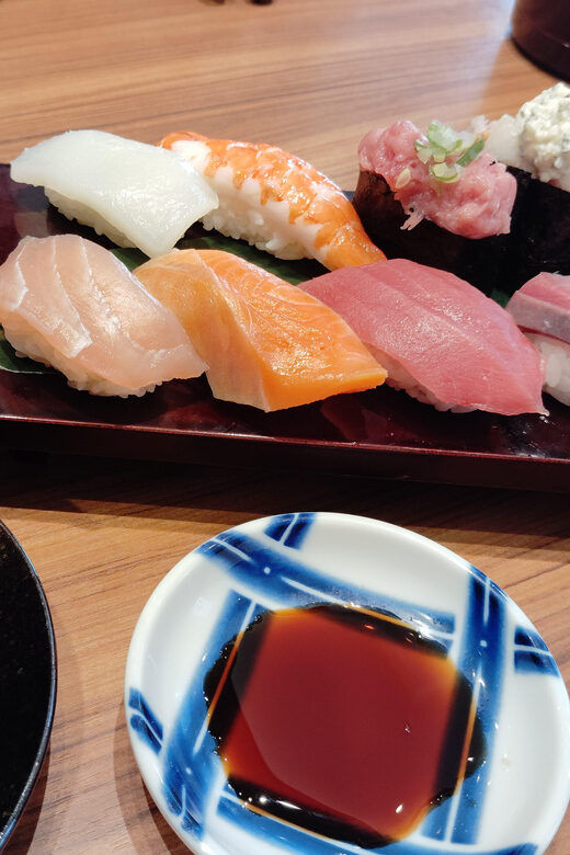 Osaka: Kuromon Market 1.5-Hour Seafood & Street Food Tour - Who Will Love This Tour?