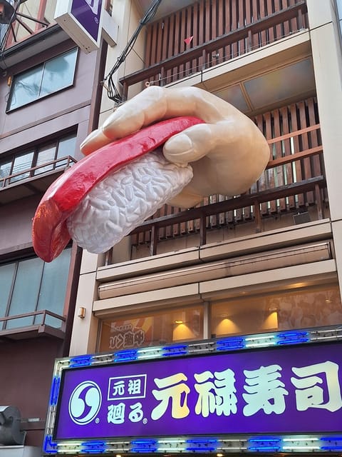 Osaka Kuromon Market Private Tour With a Culinary Guide - Exclusive Private Experience
