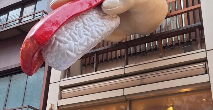 Osaka Kuromon Market Private Tour With a Culinary Guide - Tour Inclusions
