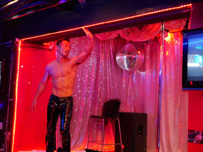 Osaka: Lgbtq+ Tour With Dinner and Drinks - Explore Shin-sekai