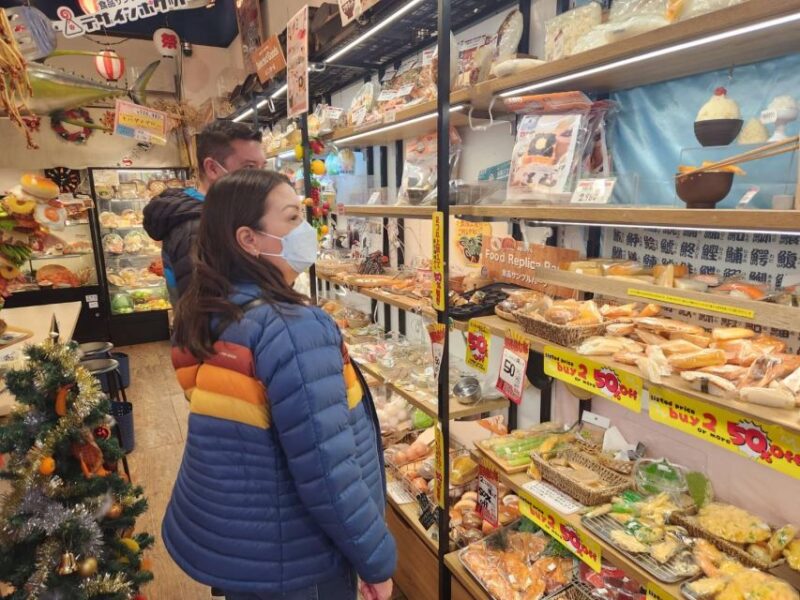 Osaka Namba Hidden Gems: A Friendly Tour Of The Unseen City - Kuromon Ichiba Market Delights