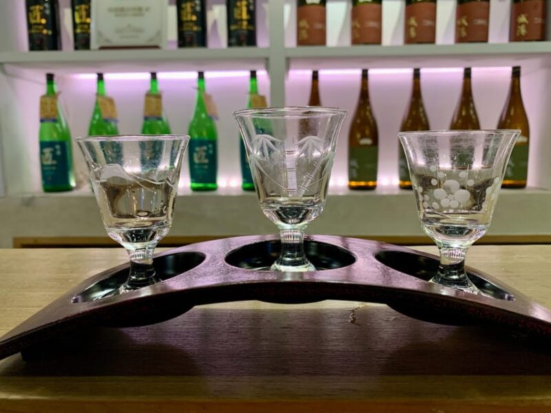 Osaka: Namba Pub Bar Crawl With a Born & Raised Local Guide - Savoring Authentic Japanese Drinks