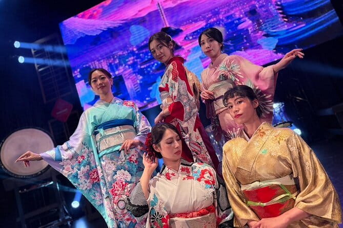 Osaka Night Fusion Japanese Entertainment Show - Unique Blend of Traditions
