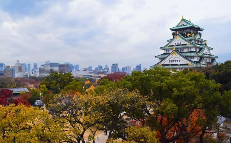 Osaka: Osaka Castle & Samurai History Walking Tour - Key Points