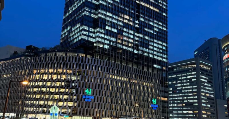 Osaka: Osaka-Umeda Barhopping Tour, 3 Hours, Customized Bars - Exploring Osaka Station