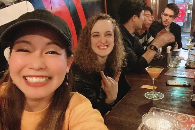 Osaka: Private Food Tour & Bar Hopping in Namba - Indulging in Osakas Bar Culture