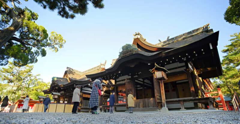 Osaka Private Tour With an English-Speaking Driver - Key Points
