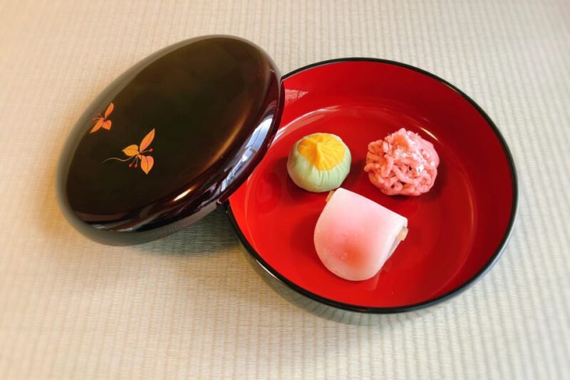 Osaka: Tea Ceremony and Calligraphy Experiences - Group Experiences in Namba, Osaka