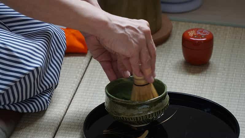 Osaka: Tea Ceremony and Matcha Tea Bowl Making Workshop - Key Points