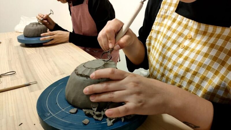 Osaka: Tea Ceremony and Matcha Tea Bowl Making Workshop - Meeting Information